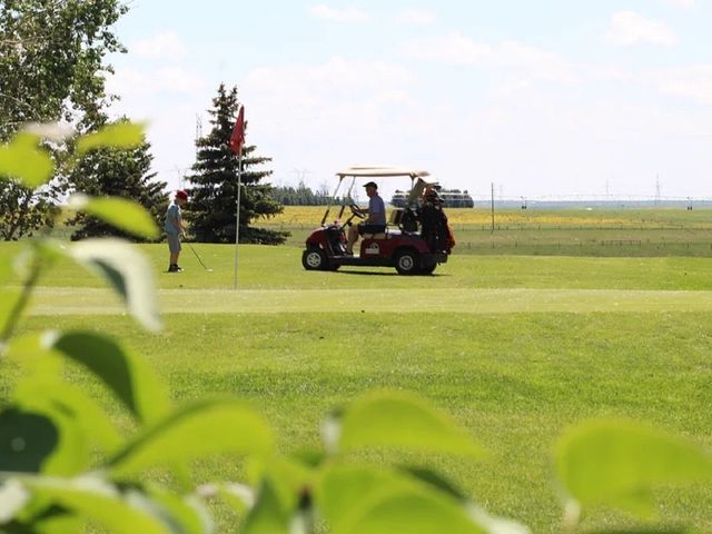 Meadows Executive Par 3 Golf Course