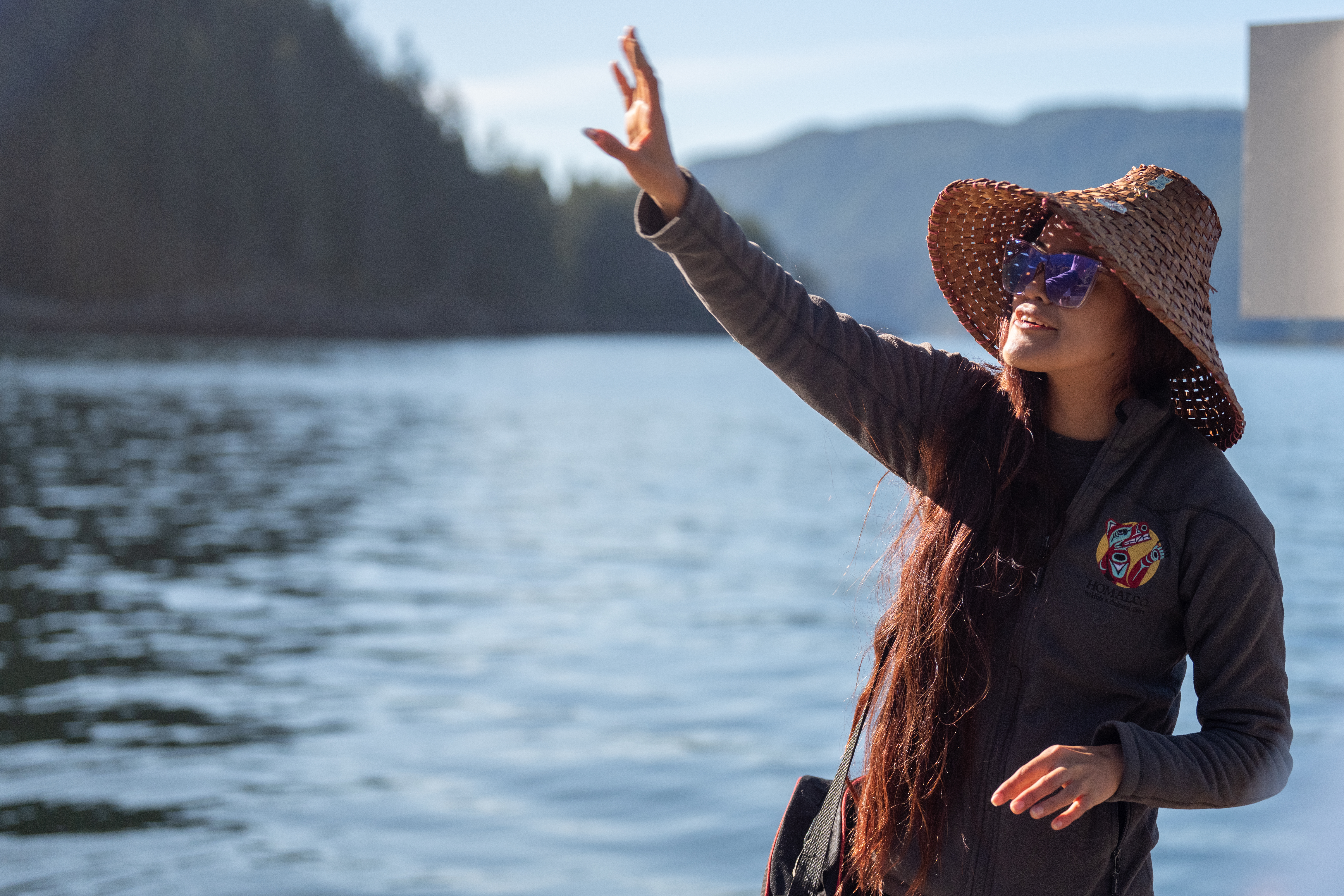 Leading the Way in Responsible Bear Viewing